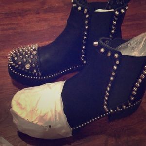 Black Ankle length Boots